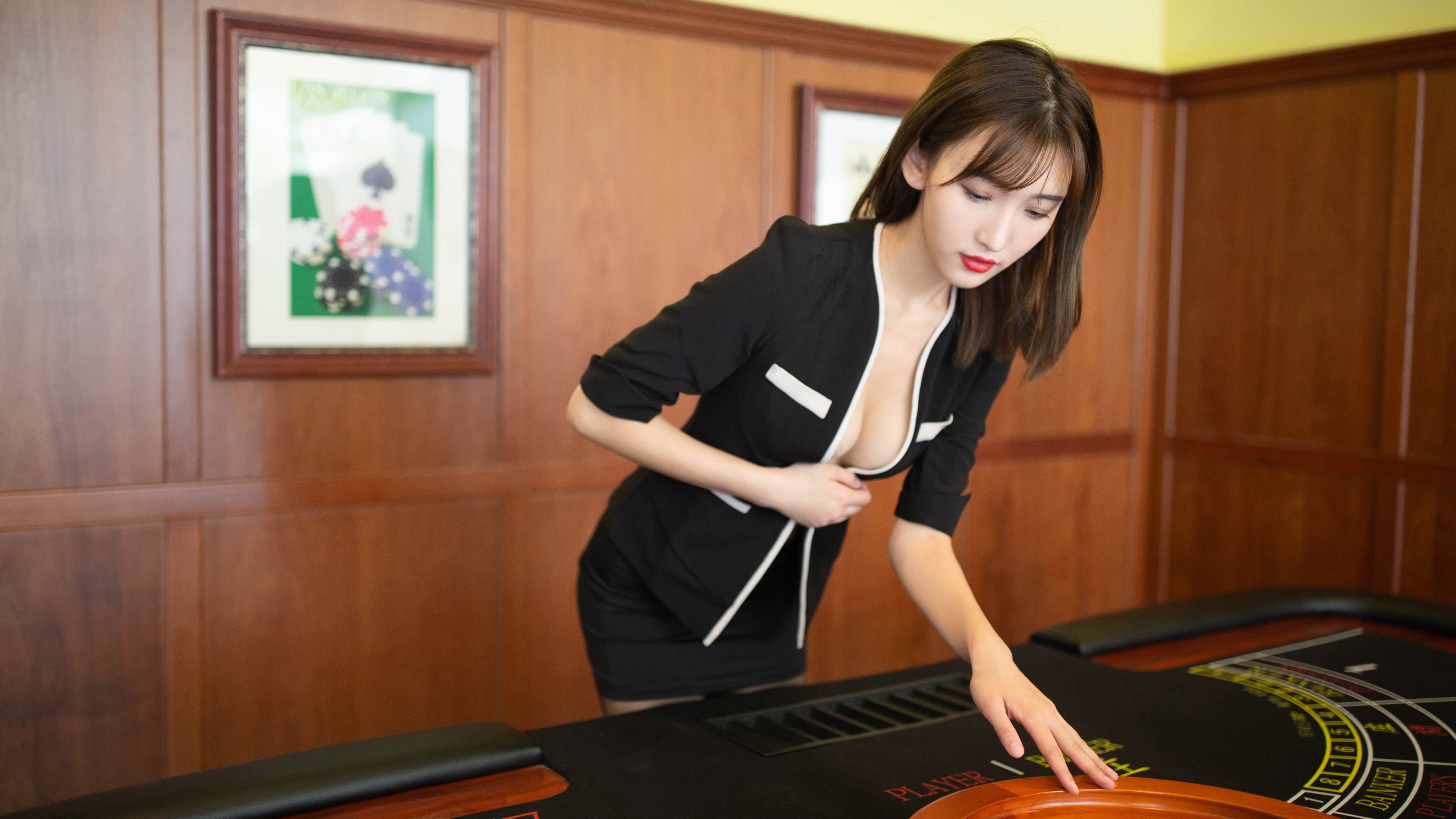 开云官方网站-德甲：多特4-3领先不敌美因茨，攻防大战令人震惊，德甲多特蒙德vs美因茨