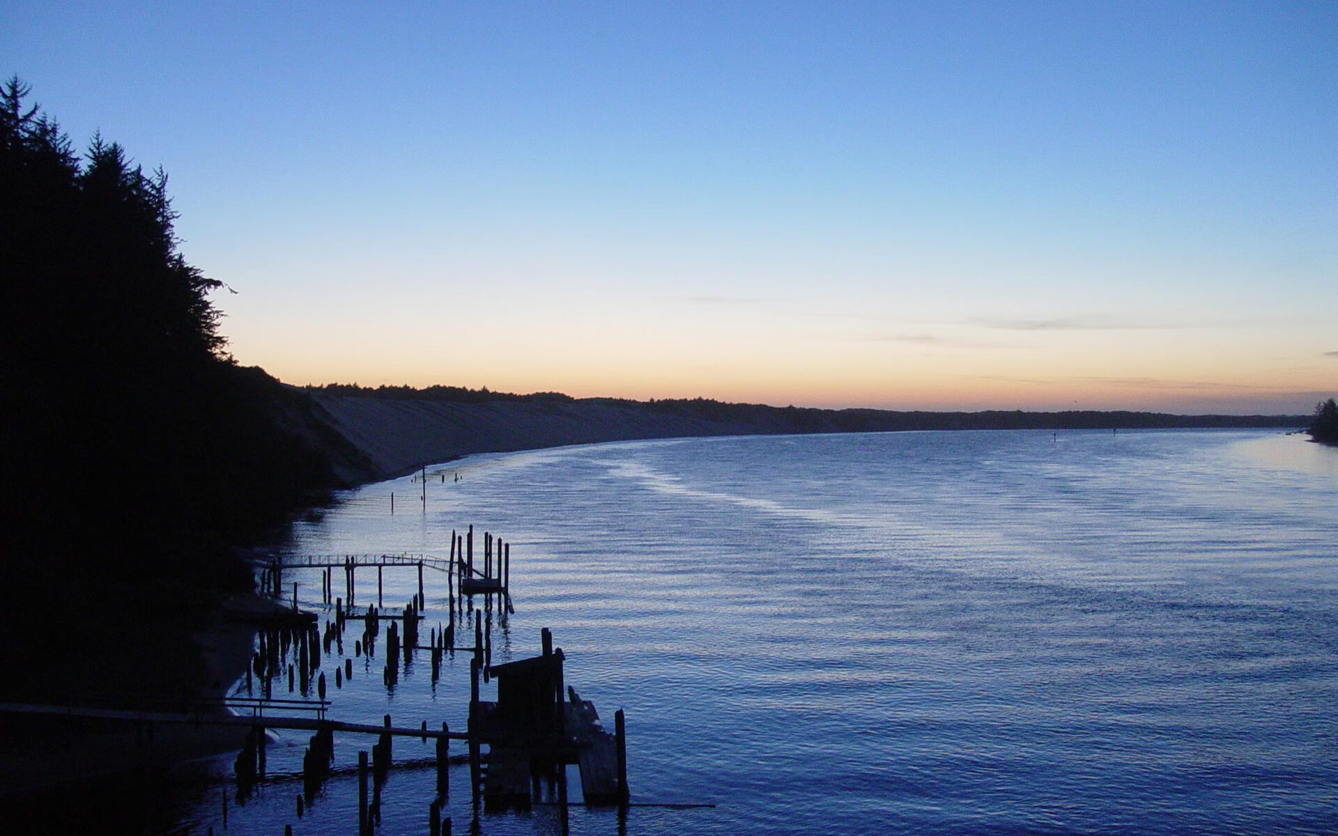 雄鹿队受困防守,希望能迎来好转,雄鹿队的比赛